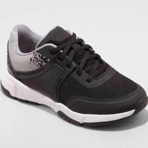 Raul mesh sneakers - Cat & Jack - black - size 6 - new